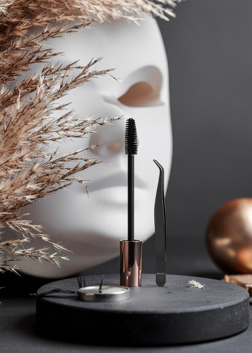 Produkte für Wimpernverlängerung im Avenoso Perücken Studio